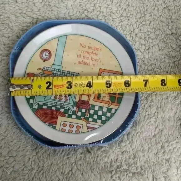 FREE WITH BUNDLE COLLECTION PLATE New  in box! Lasting menories fine porcelaine - Picture 5 of 5